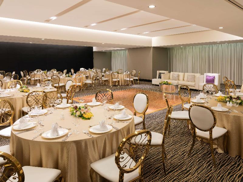 Sofitel Abu Dhabi Corniche image