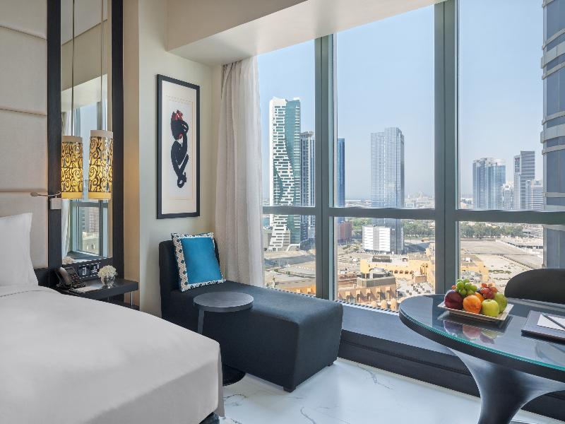 Sofitel Abu Dhabi Corniche image