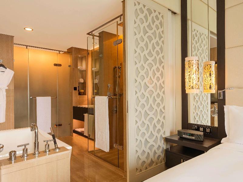 Sofitel Abu Dhabi Corniche image
