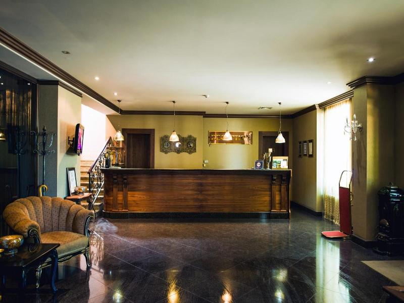 Ventura Park Hotel image