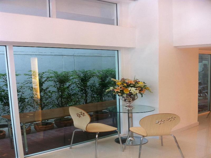 Nantra Ekamai Hotel image
