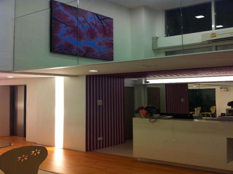 Nantra Ekamai Hotel image