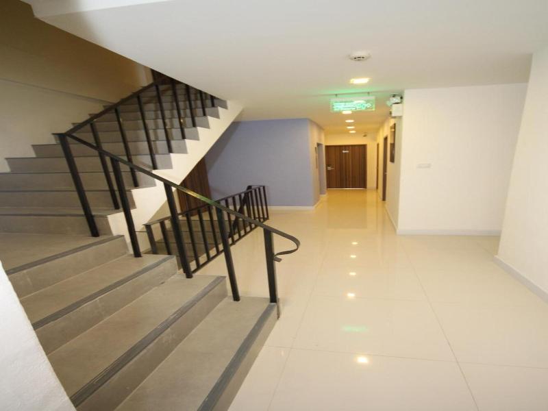 Nantra Ekamai Hotel image