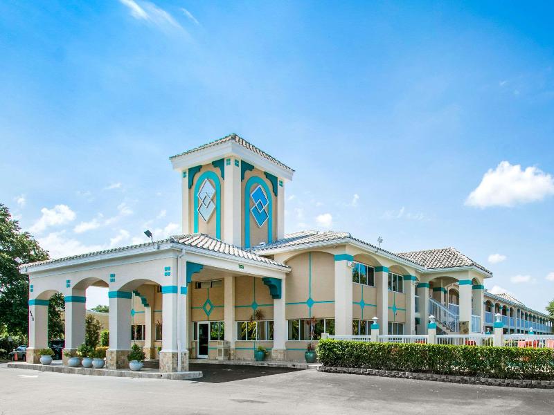 Quality Inn Clermont West Kissimmee image
