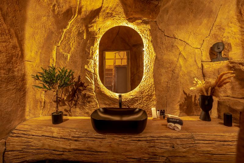 Athermi Suites image