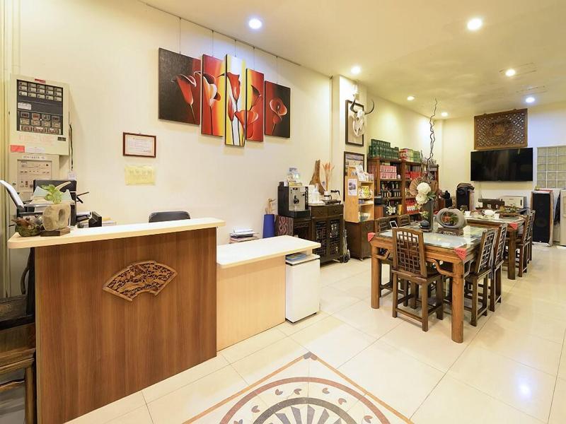 Lake View Hotel image