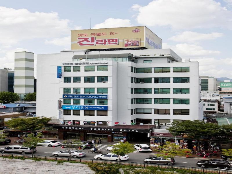 Central Tourist image