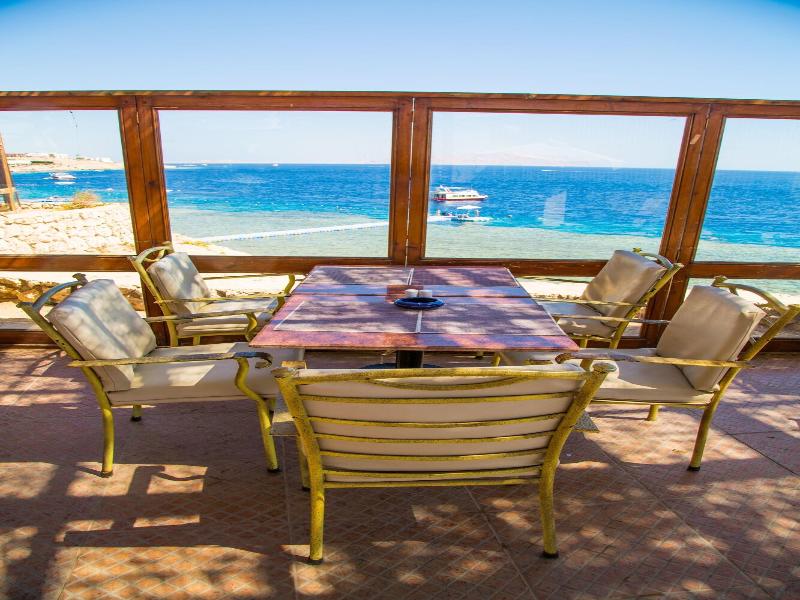 Island View Resort image