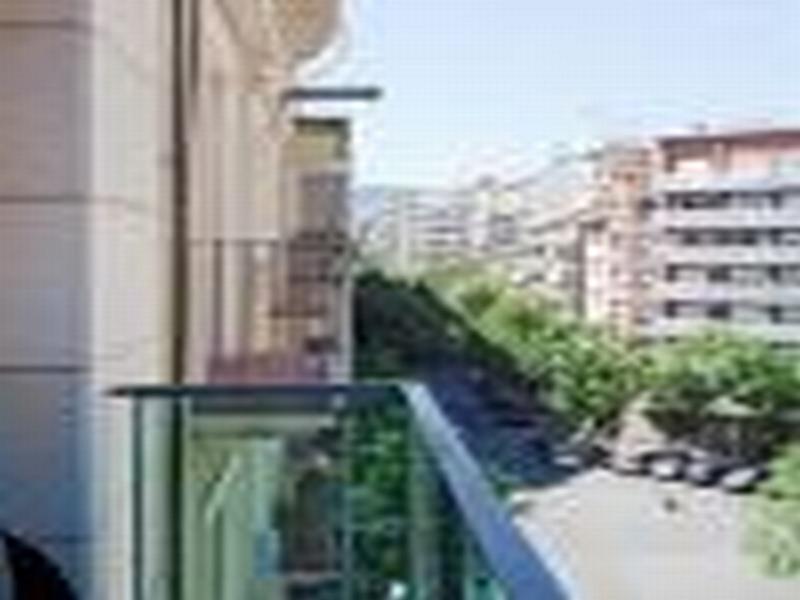 AinB Sagrada Familia Apartments
