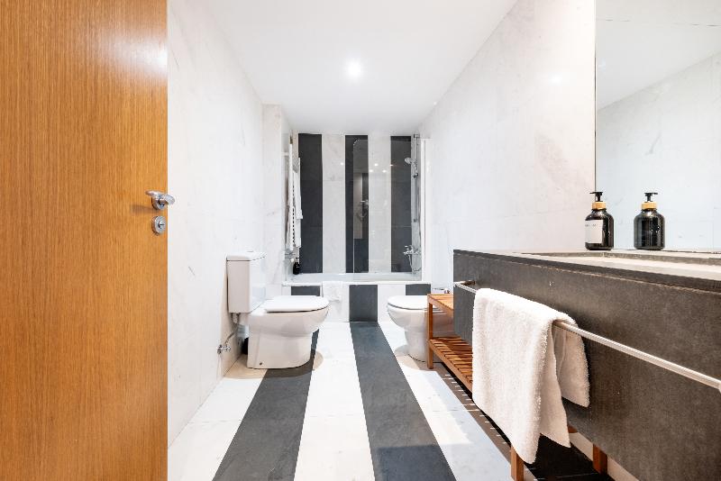 AinB Sagrada Familia Apartments image