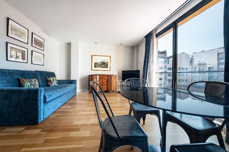 AinB Sagrada Familia Apartments image