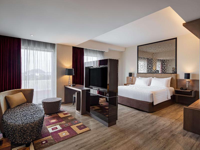 Mercure Padang image