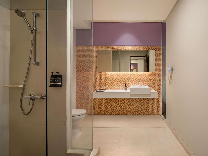 Mercure Padang image