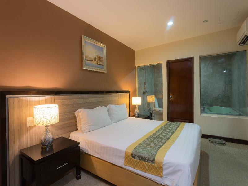 Hallmark View Hotel image