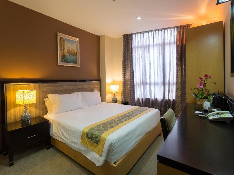 Hallmark View Hotel image