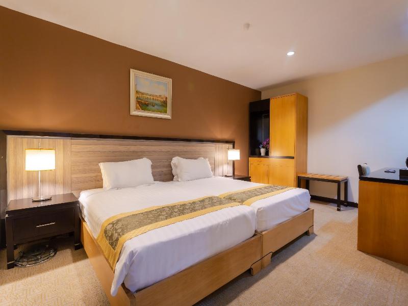 Hallmark View Hotel image