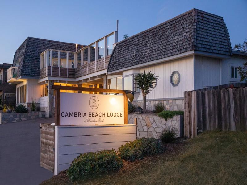 Cambria Beach Lodge — general view