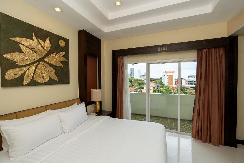 Sunday Chateau En Ville - Pattaya image