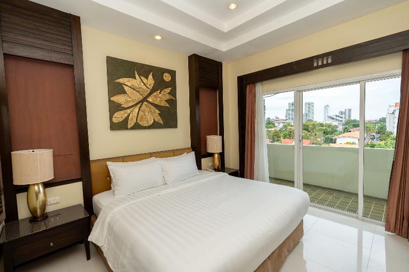 Sunday Chateau En Ville - Pattaya image