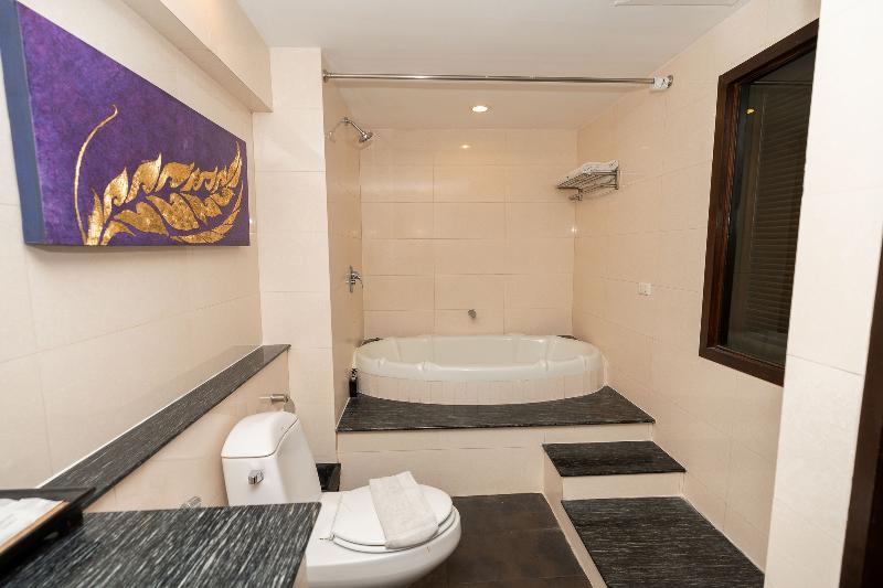 Sunday Chateau En Ville - Pattaya image