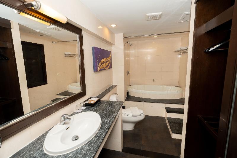 Sunday Chateau En Ville - Pattaya image