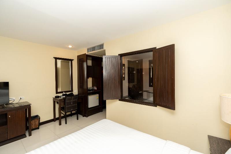 Sunday Chateau En Ville - Pattaya image