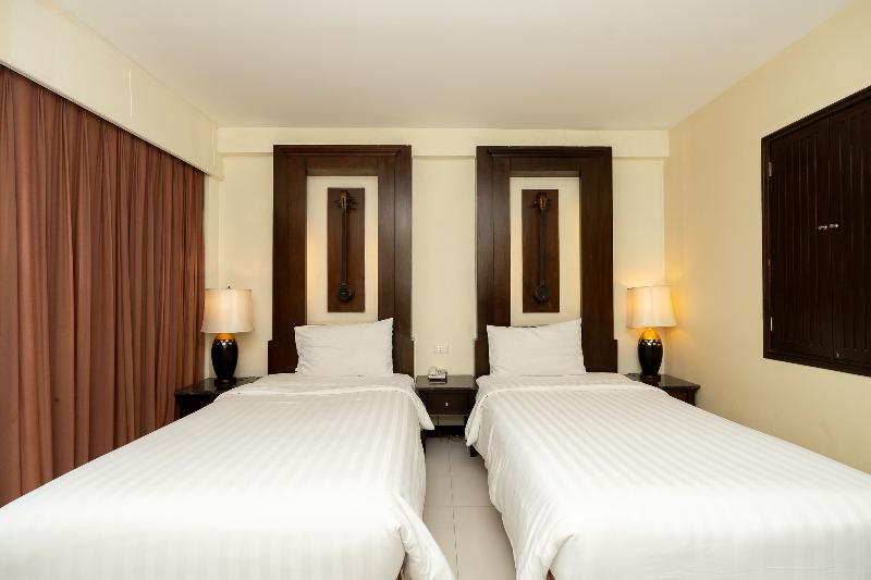 Sunday Chateau En Ville - Pattaya image