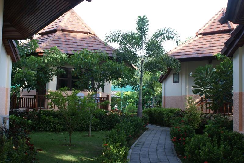 Coral Resort - Image 3