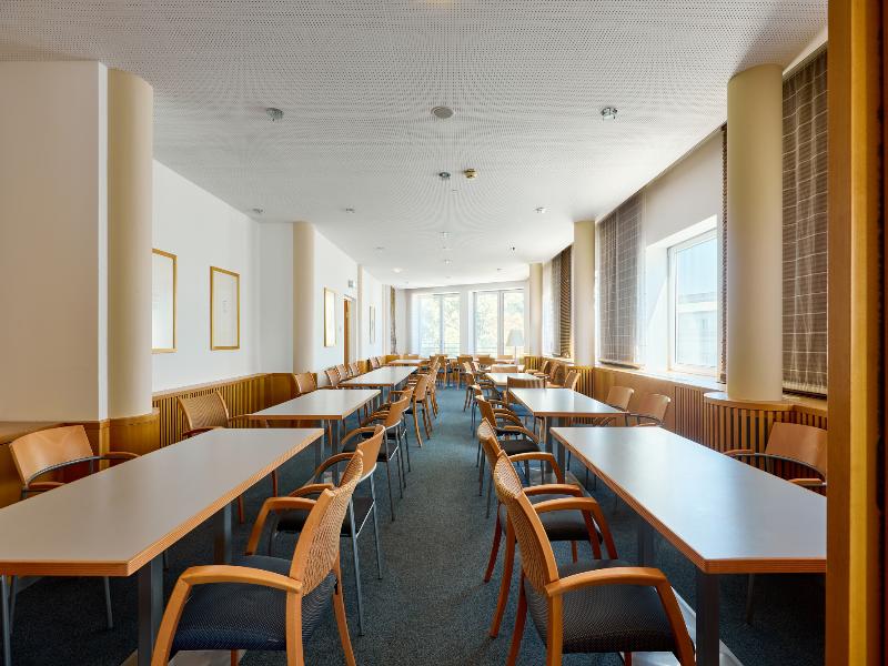 Hotel Strudlhof image