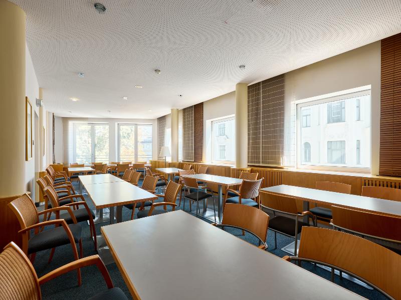 Hotel Strudlhof image