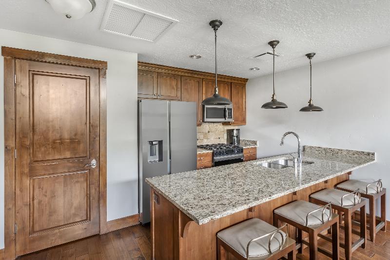 Hilton Grand Vacations Club Sunrise Lodge Park Cit image