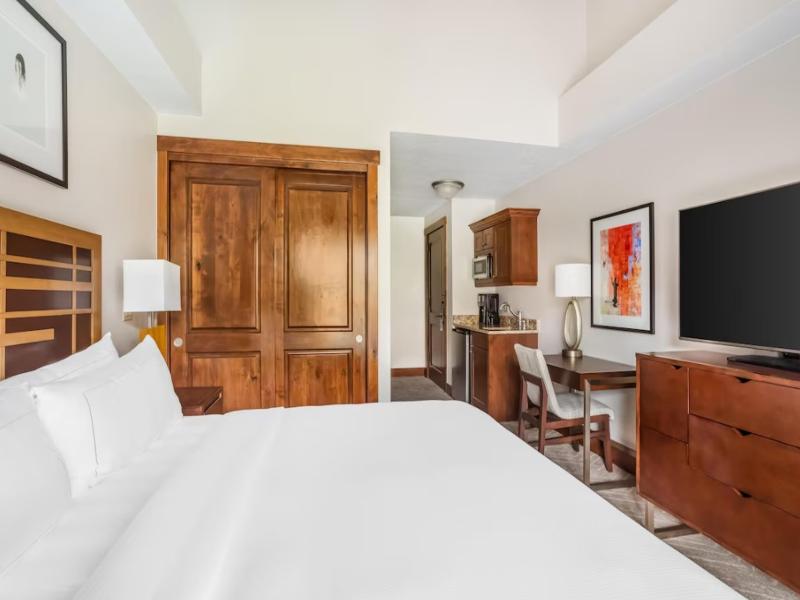 Hilton Grand Vacations Club Sunrise Lodge Park Cit image
