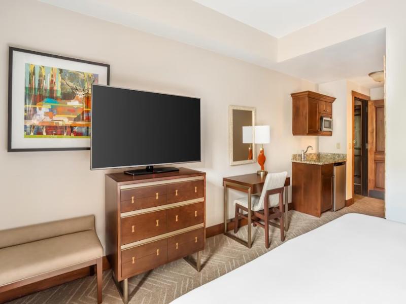 Hilton Grand Vacations Club Sunrise Lodge Park Cit image