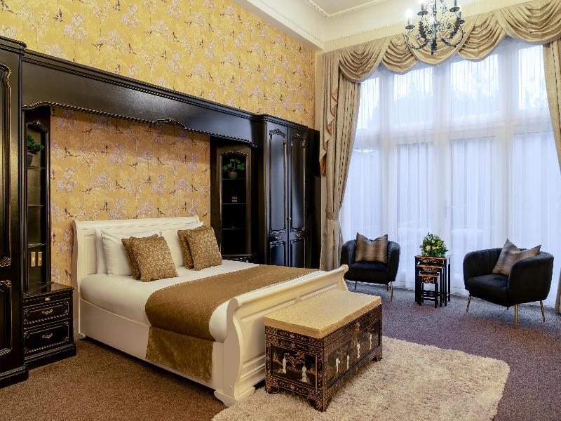 Royal Bath Hotel Bournemouth image