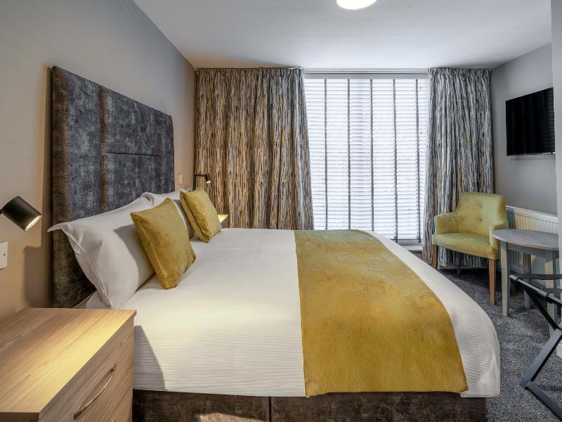 Daresbury Park Hotel Warrington image