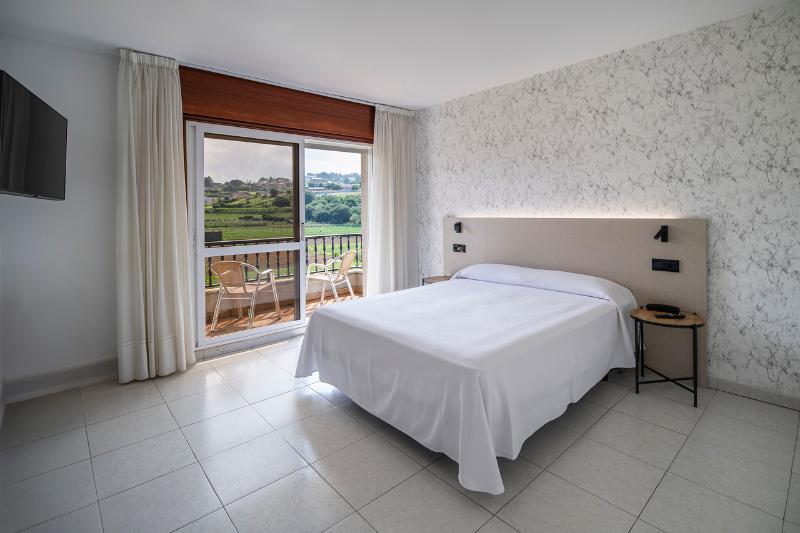 Ardora Hotel image