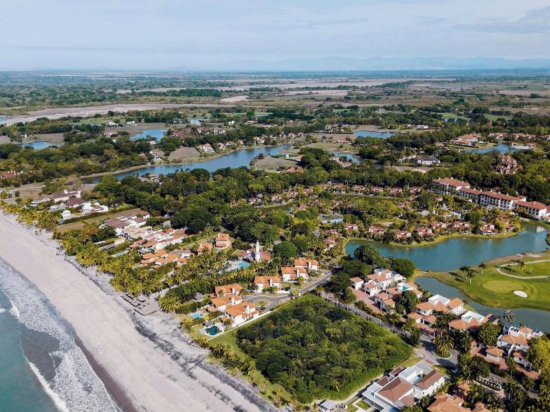 Autograph Collection The Buenaventura Golf & Beach image