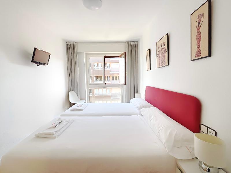 Apartamentos Gestion de Alojamientos image