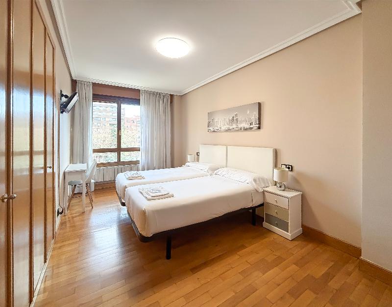 Apartamentos Gestion de Alojamientos image