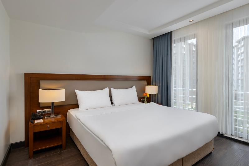 Miracle İstanbul Asia Airport Hotel & Spa image
