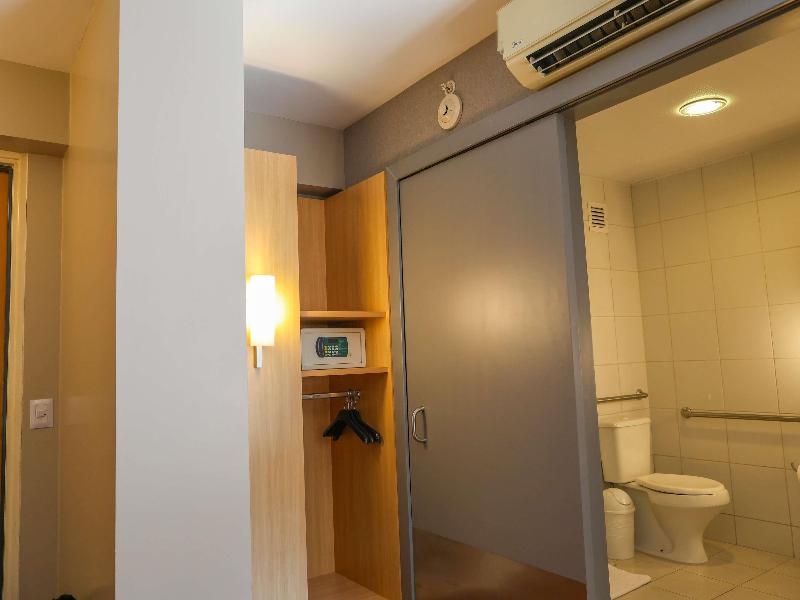 Ibis Lima Larco Miraflores image