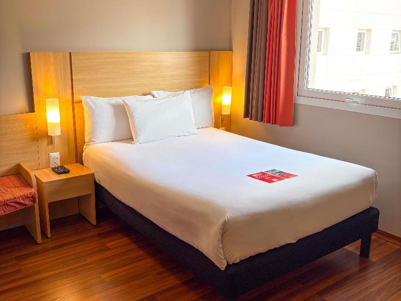 Ibis Lima Larco Miraflores image