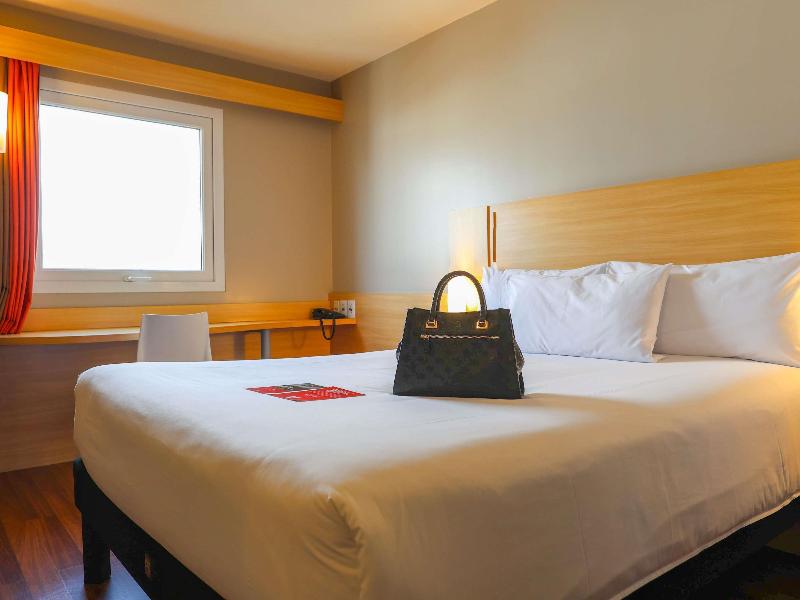 Ibis Lima Larco Miraflores image