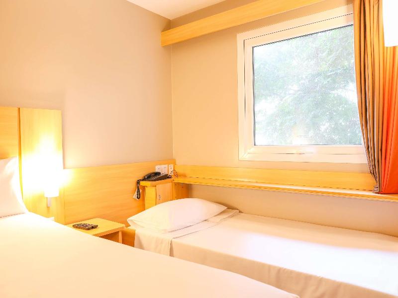Ibis Lima Larco Miraflores image
