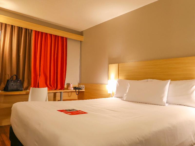 Ibis Lima Larco Miraflores image