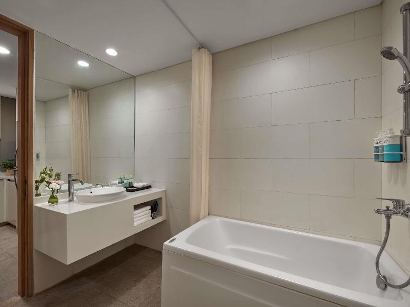 Novotel Living Saigon South image