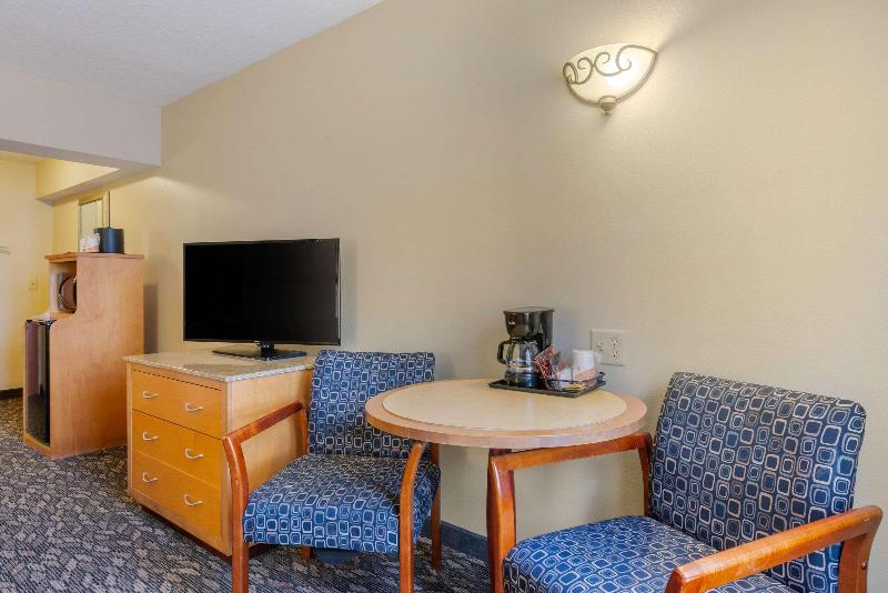 Clarion Inn Ormond Beach at Destination Daytona — photo 104