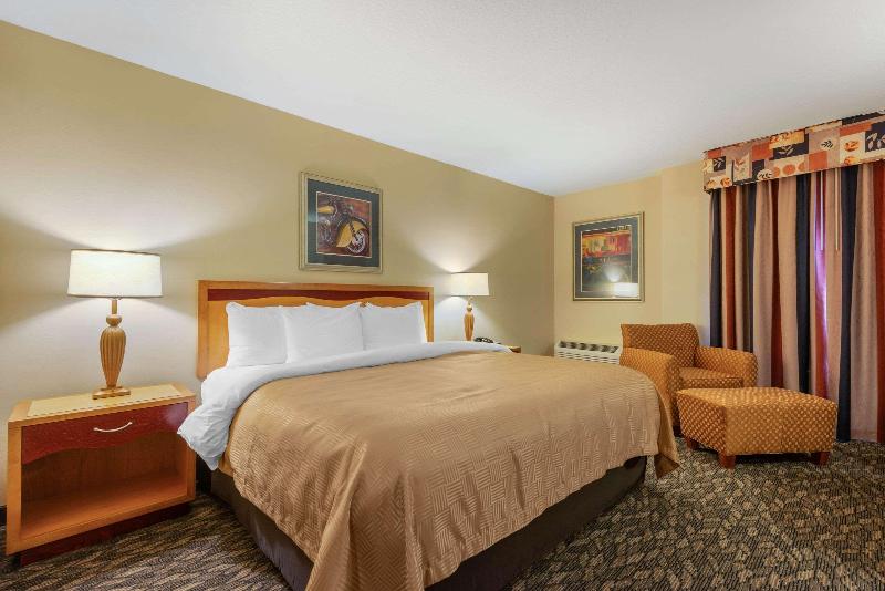 Clarion Inn Ormond Beach at Destination Daytona — photo 76