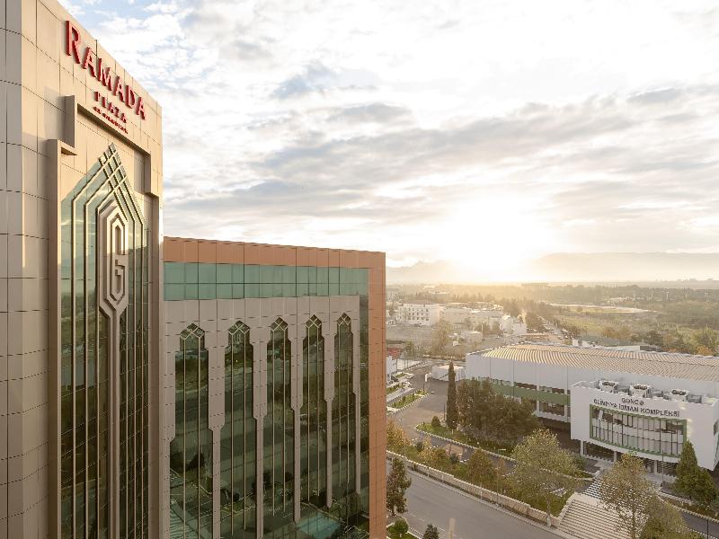 Ramada Plaza Gence image