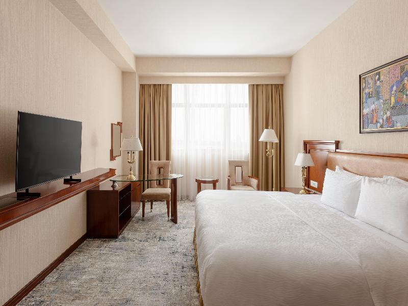 Ramada Plaza Gence image